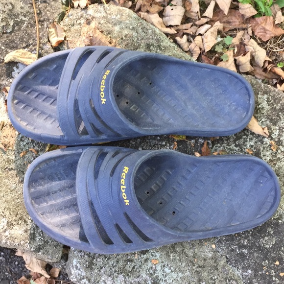 reebok shower sandals